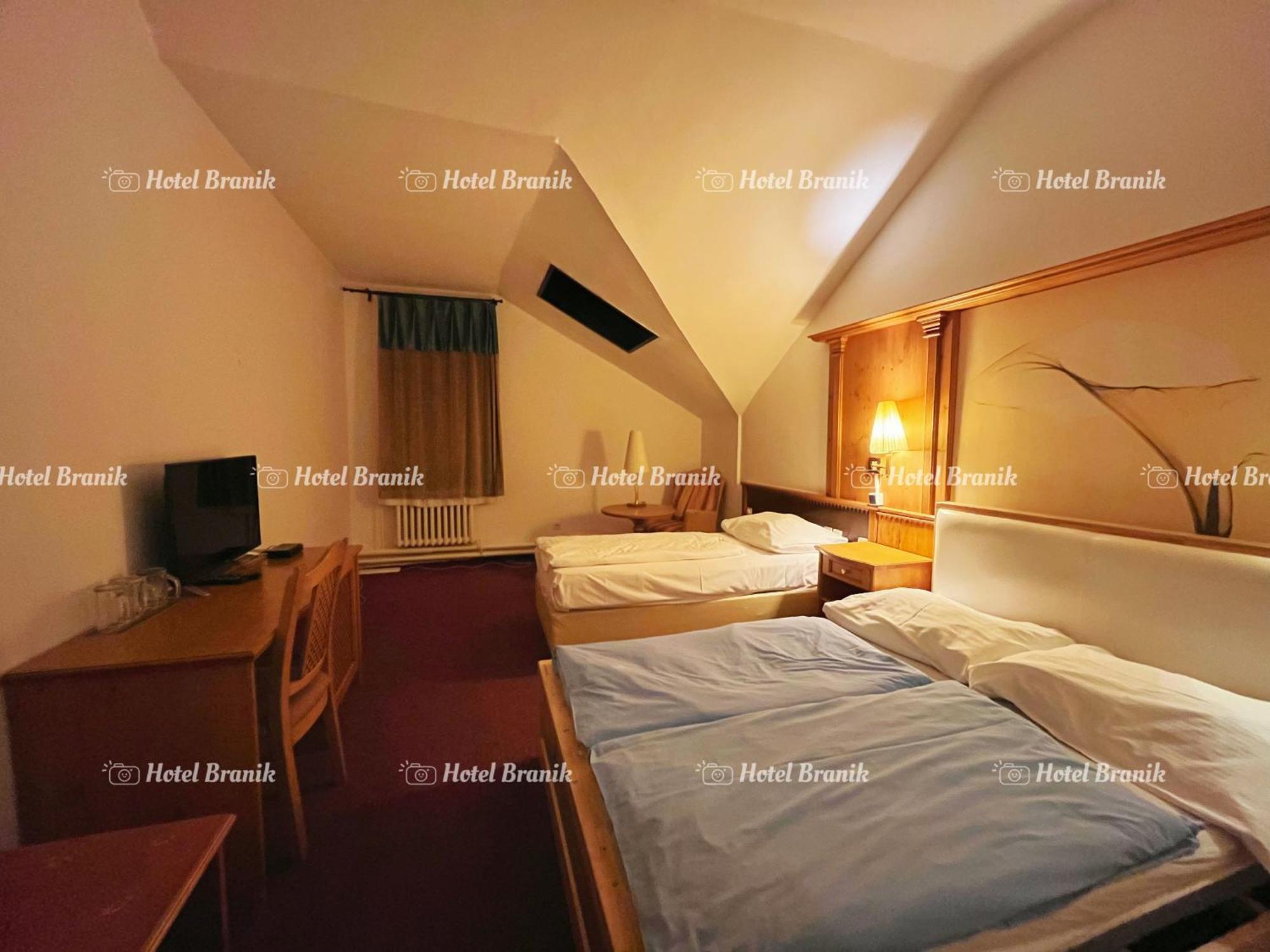 פראג Hotel Branik מראה חיצוני תמונה