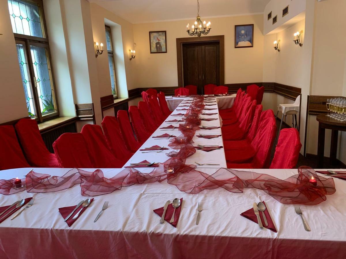 פראג Hotel Branik מראה חיצוני תמונה